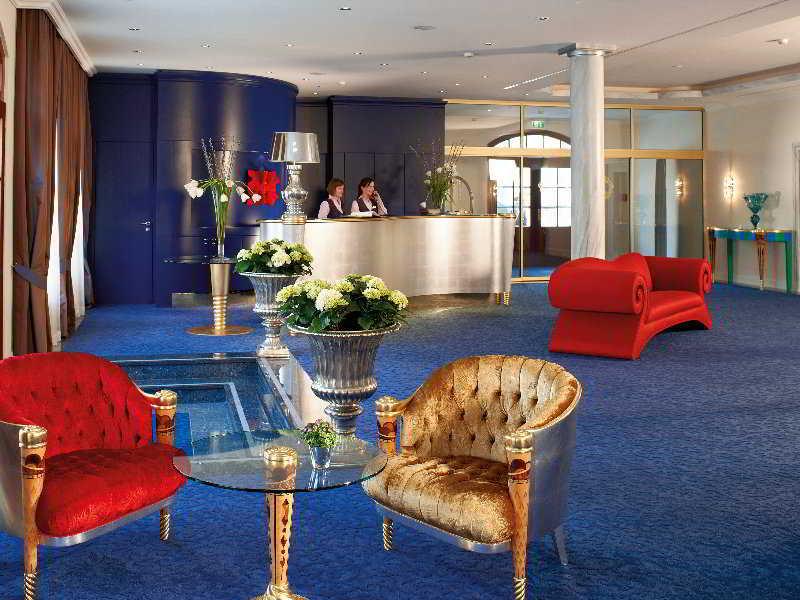 Relais & Chateaux Buelow Palais Дрезден Екстериор снимка