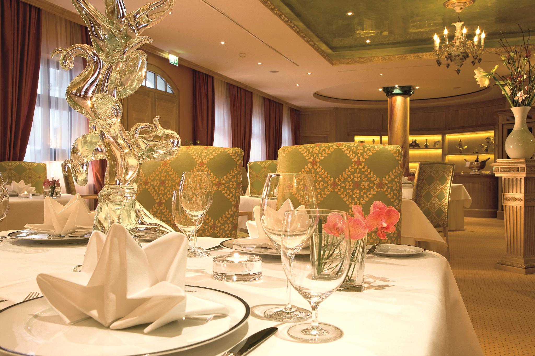 Relais & Chateaux Buelow Palais Дрезден Екстериор снимка