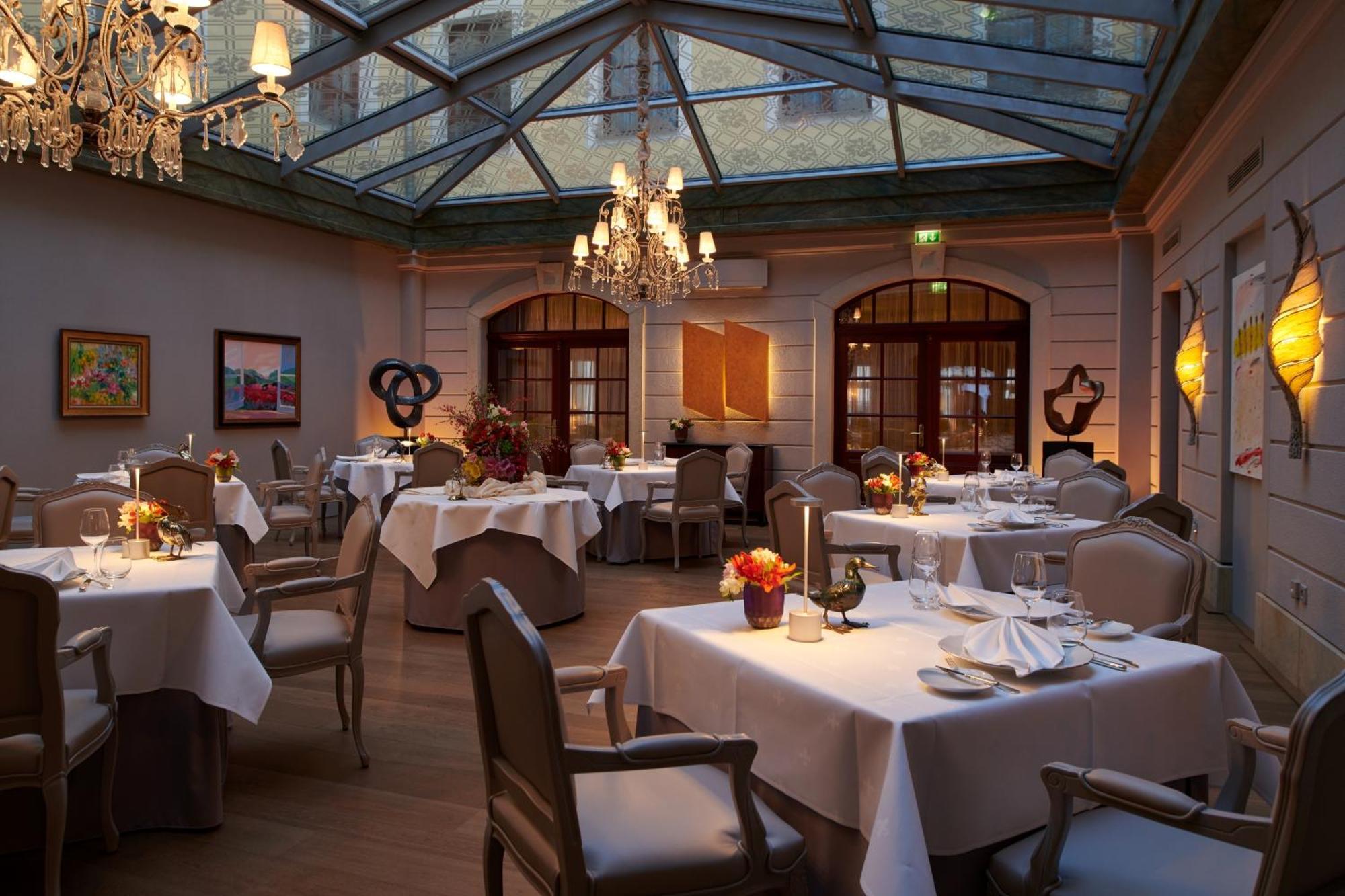 Relais & Chateaux Buelow Palais Дрезден Екстериор снимка